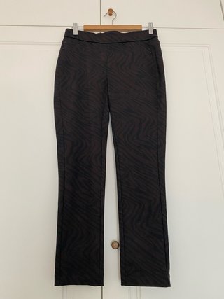 Pantalón elástico estampado cebra