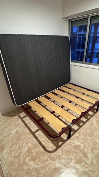 Somier Cama 1.35 Metálico con Láminas Madera