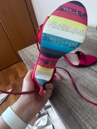 Zapatos de tacón Aldo rojos talla 38