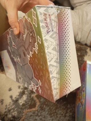 Pokémon Prismatic Evolutions Super-Premium