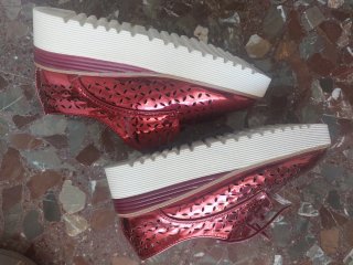 Zapatos rojos niña
