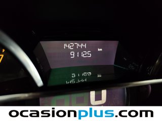 Renault Clio Expression 1.2 16v 55 kW (75 CV)