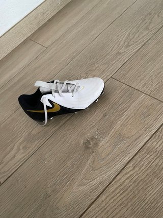 Zapatos fútbol Nike Talla 36.5