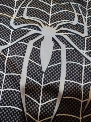 Camiseta Spiderman y telarañas hombro 45 largo 68