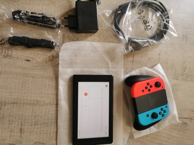Nintendo Switch Azul y Naranja