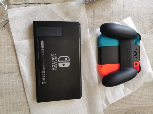 Nintendo Switch Azul y Naranja
