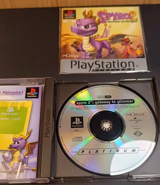 Spyro 2 Gateway to Glimmer PSX PAL