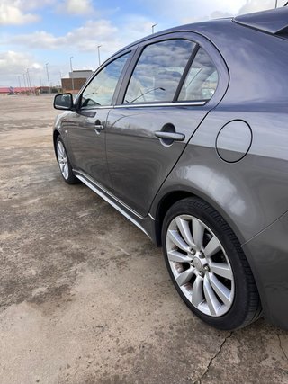 Mitsubishi Lancer 2010