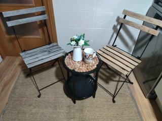 Conjunto Terraza Mesa, Sillas Plegables y Alfombra
