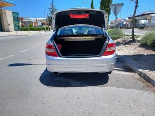 Mercedes C220 CDI Automático – 2007.