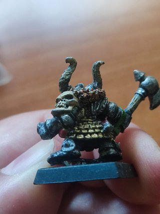 Enano Caos Metal Calavera Antiguo