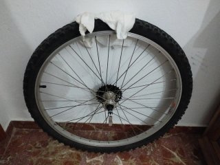Bicicleta Montaña Roja y Amarilla