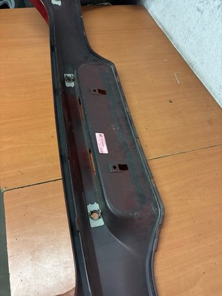 Paragolpes BMW Serie 1 F20 Rojo