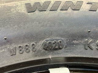 Neumáticos Pirelli 205/60/16 96H