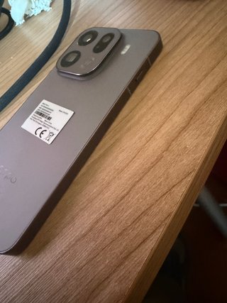 Oppo Find X9 Pro 512GB - Ammaccatura