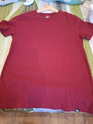 Camiseta básica granate talla S