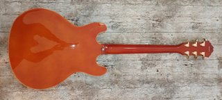 Guitarra estilo 335/339