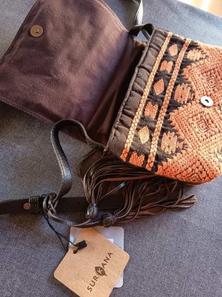 Bolso Surkana étnico tachuelas