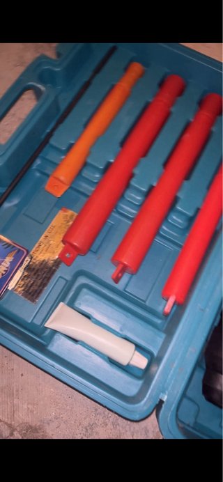 Martillo perforador demoledor Hilarity con maletín