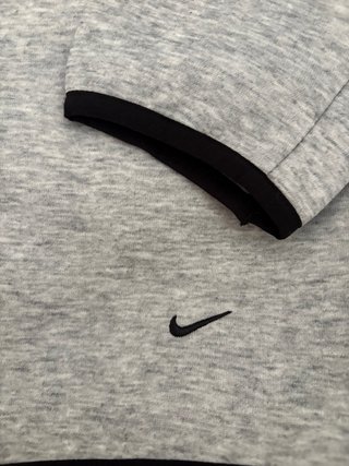 Nike Tech Fleece Gris Nuevo