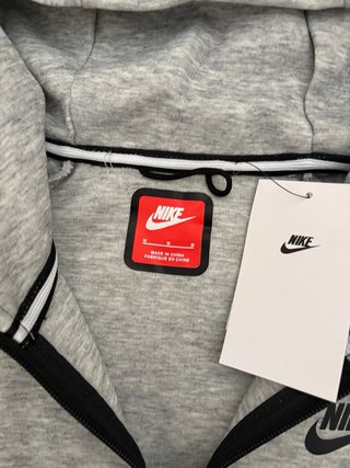 Nike Tech Fleece Gris Nuevo