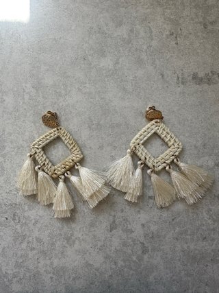 Lote Pendientes Clip Parfois Oro y Blanco