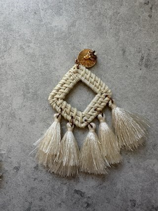 Lote Pendientes Clip Parfois Oro y Blanco