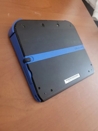 Nintendo 2DS Negra y Azul