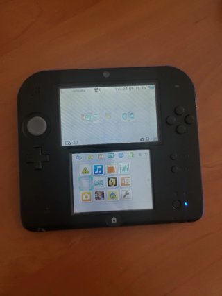 Nintendo 2DS Negra y Azul