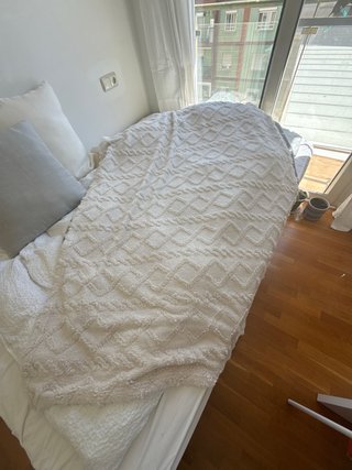 Set di 3 cuscini e 2 coperte