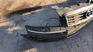 PARAGOLPES DELANTERO AUDI A8 2004