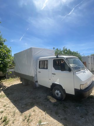 Nissan Trade 1998