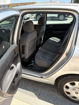 Peugeot 307 2001
