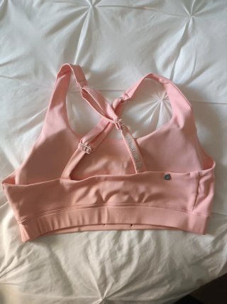Top deportivo NO PUBLIK SPORT naranja pastel