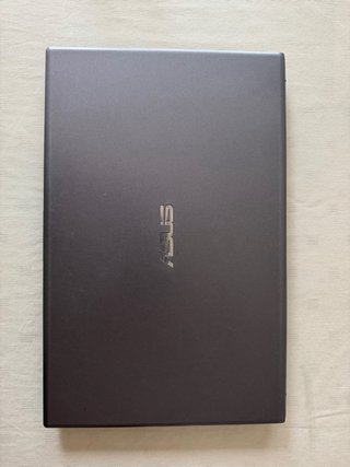 Asus VivoBook Gris