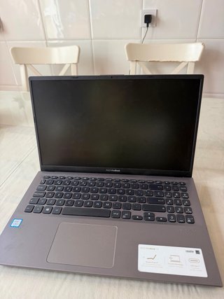 Asus VivoBook Gris