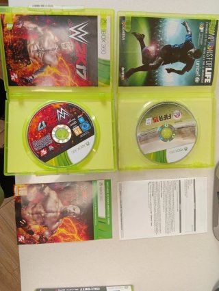 WWE 2K17 e FIFA 15 per Xbox 360