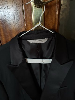 2 Chaquetas de color negro Zara Hombre Talla 52