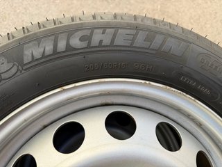 Neumáticos Michelin 205/60/16 96H