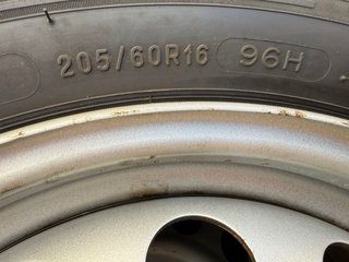 Neumáticos Michelin 205/60/16 96H