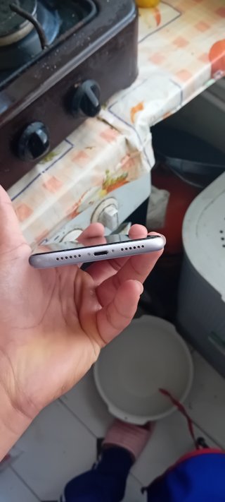 iPhone 11 Viola