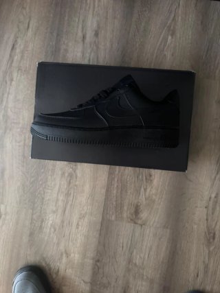 Nike Air Force 1 Negras