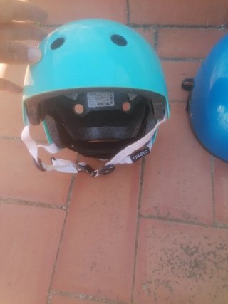 3 cascos con medidas diferentes