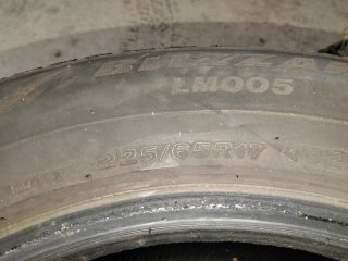 2 Ruedas Michelin y 2 Ruedas Bridgeton