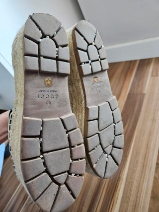Sandalias Gucci Plataforma Yute GG Doradas