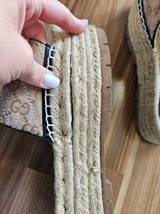 Sandalias Gucci Plataforma Yute GG Doradas