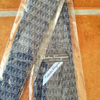Corbata Seda Salvatore Ferragamo Azul Sin Estrenar