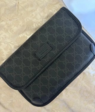 Riñonera Gucci Negra