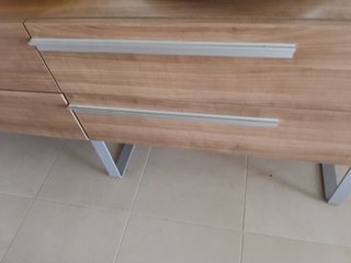 Aparador de salón madera y metal