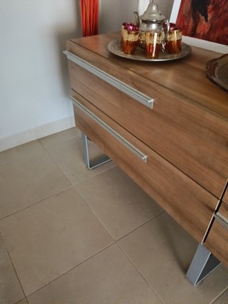 Aparador de salón madera y metal